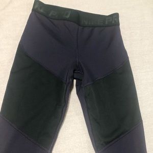 Thick knit Nike Pro leggings!